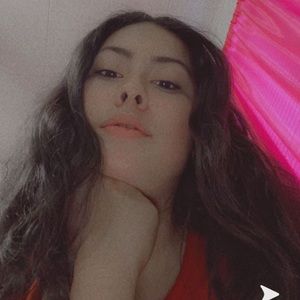 Meet your Posher, Reyna